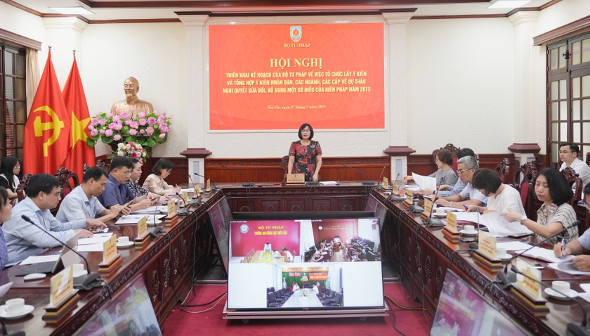 Bộ Tư pháp quyết tâm bảo đảm hoàn thành chất lượng cao, khối lượng công việc lớn về sửa đổi, bổ sung Hiến pháp 2013