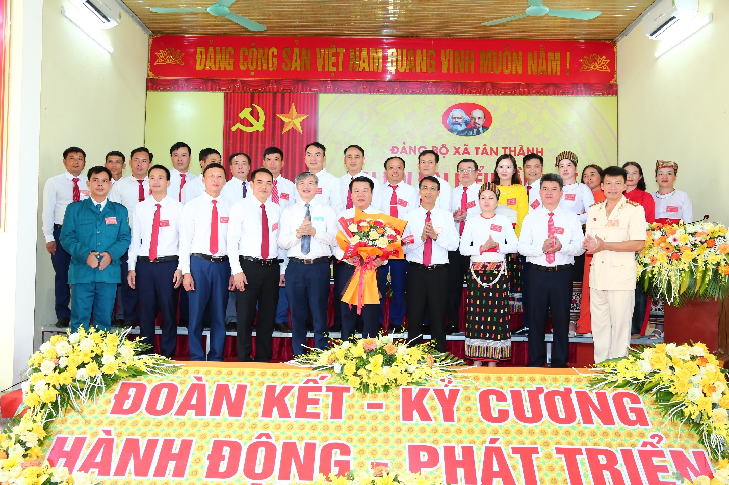 Đảng bộ xã Tân Thành tổ chức Đại hội đại biểu lần thứ I,  nhiệm kỳ 2025-2030