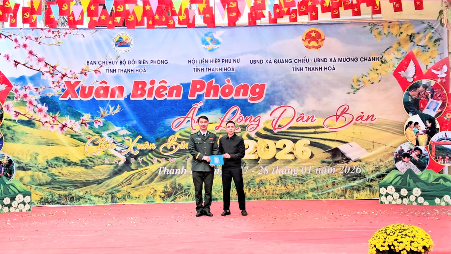 Sở Tư pháp tỉnh Thanh Hóa tham gia, hỗ trợ Chương trình “Xuân biên phòng ấm lòng dân bản” 